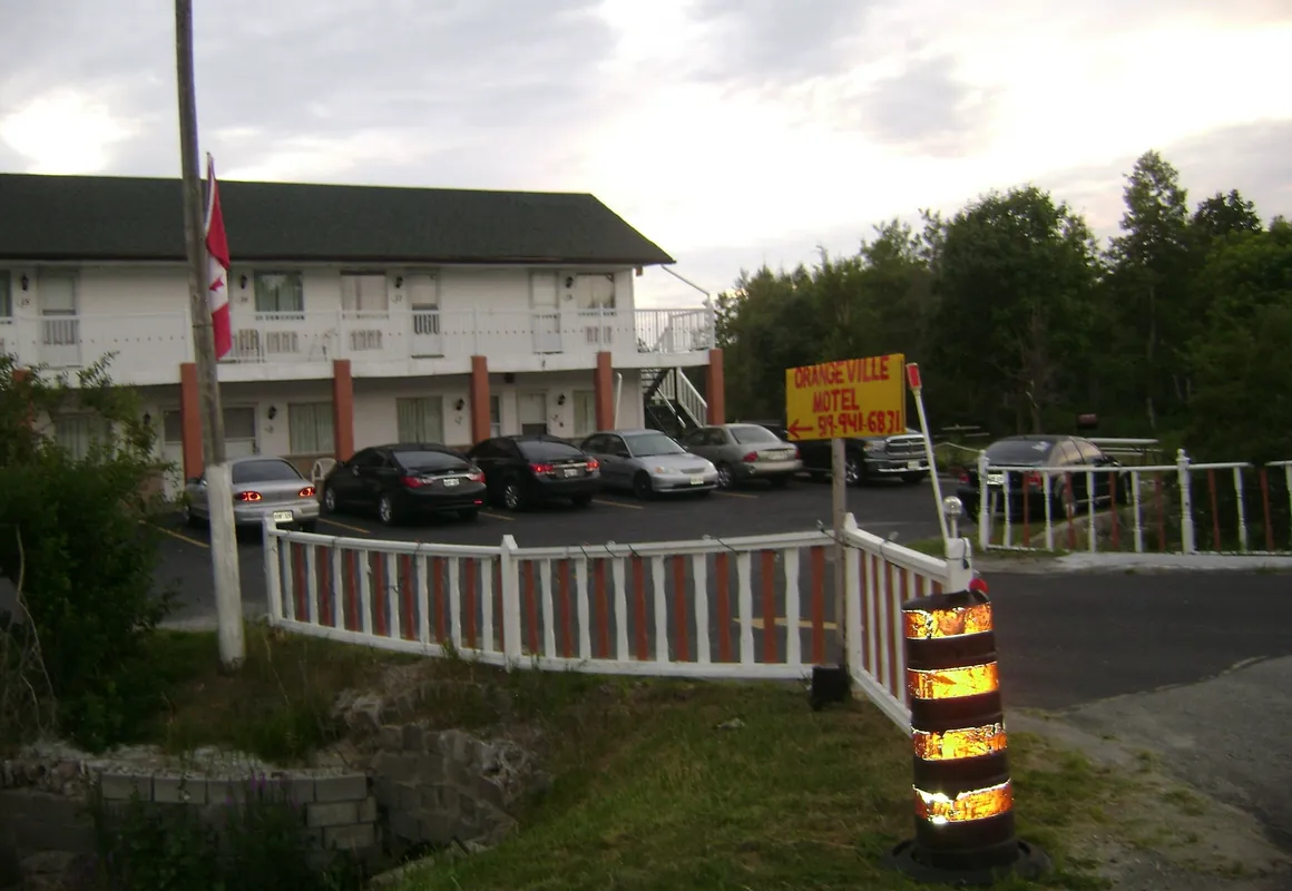 Orangeville Motel hotel hero