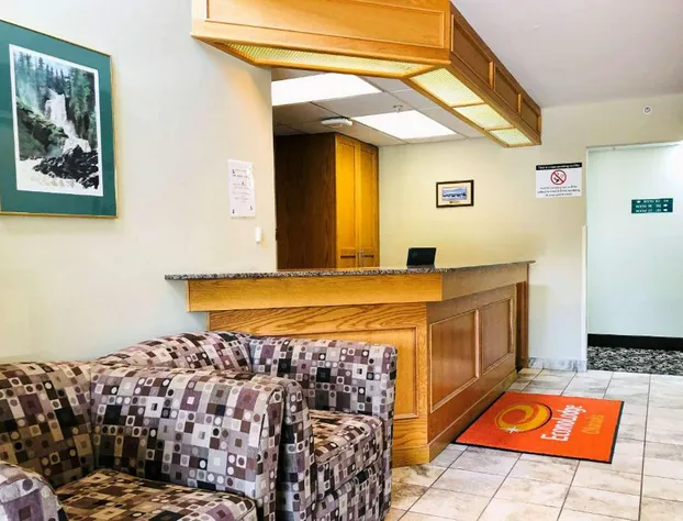 Econo Lodge hotel detail image 2