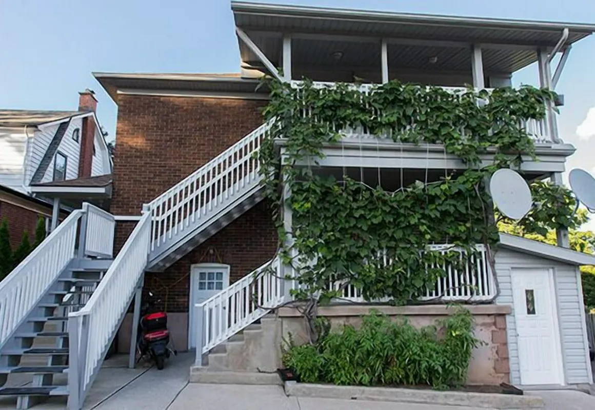 Rainbow Bed & Breakfast hotel hero