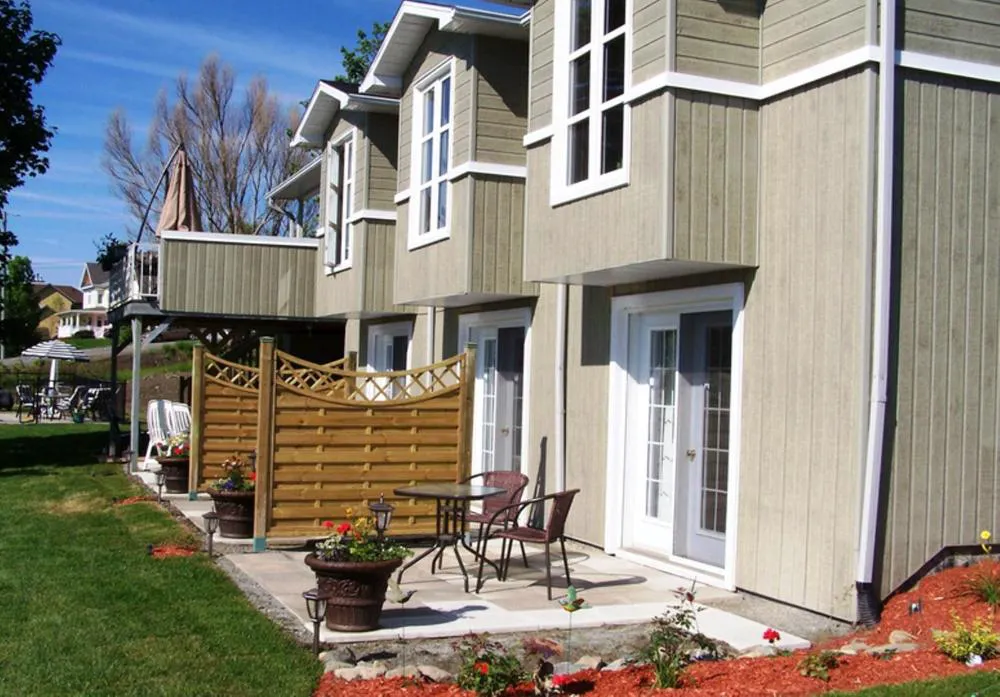 Auberge Aux Deux Pères hotel hero