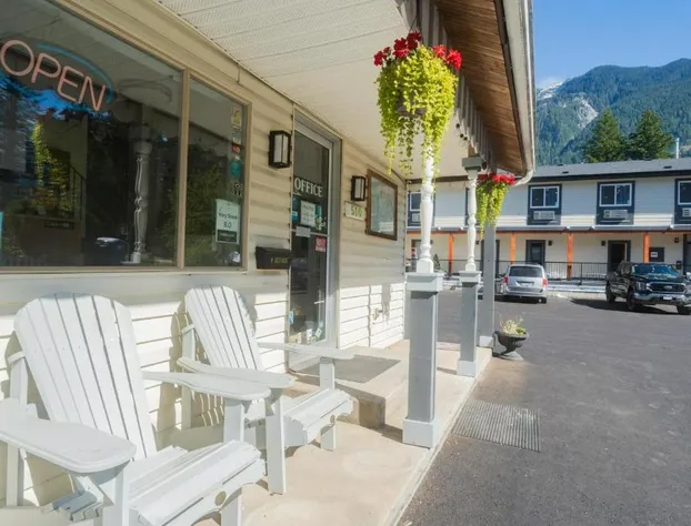 Inn Towne Motel hotel detail image 1