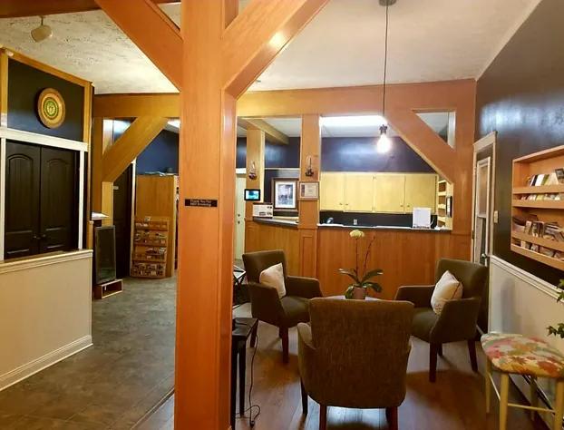 Silverwood Inn & Suites hotel detail image 2