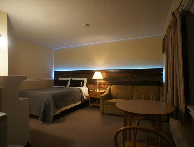 Silverwood Inn & Suites hotel detail image 3