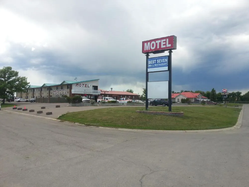 Best Seven Inn hotel hero