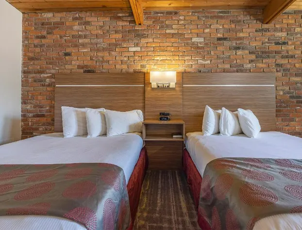 Ramada by Wyndham 1000 Islands/Gananoque hotel detail image 4