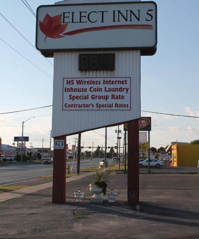 Elect Inn 5 hotel hero