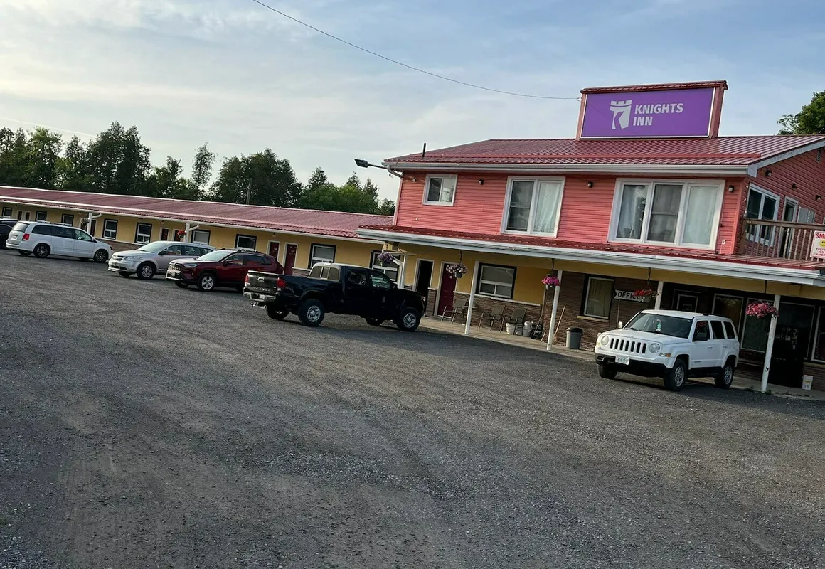 Knights Inn Cobourg hotel hero
