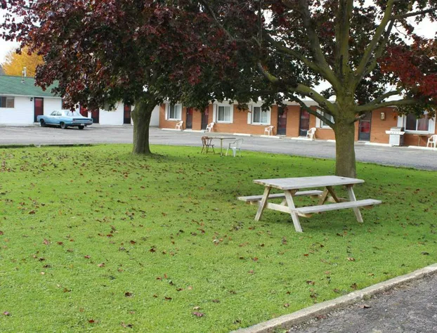 Colonial Motel hotel detail image 2