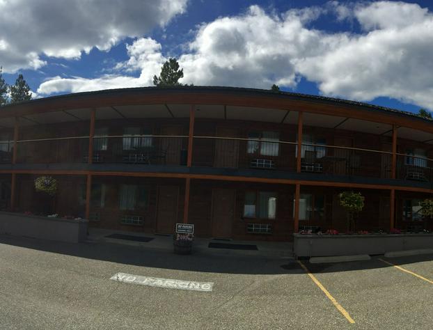 Cariboo Lodge hotel detail image 2