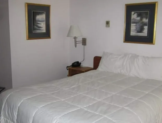 Clearwater Country Inn & RV Park hotel detail image 2