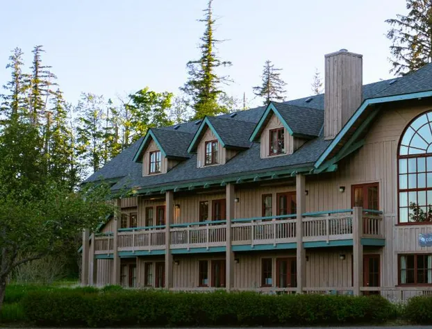 Painter's Lodge hotel detail image 2