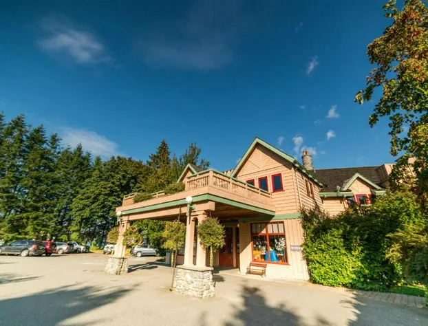 Painter's Lodge hotel detail image 4