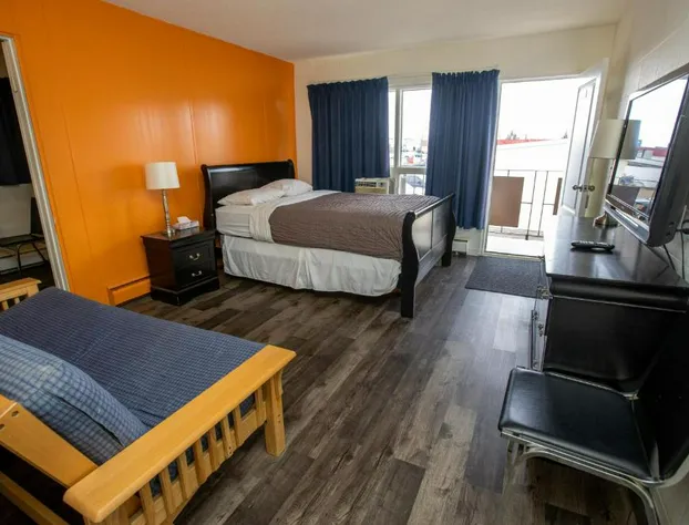 Camrose Motel hotel detail image 4