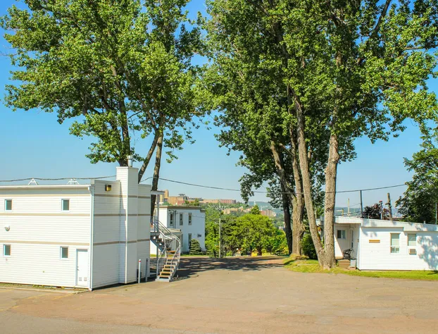 Auberge Le Parasol hotel detail image 2