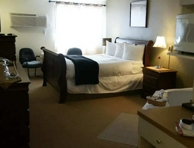 R & R Inn & Suites hotel detail image 3