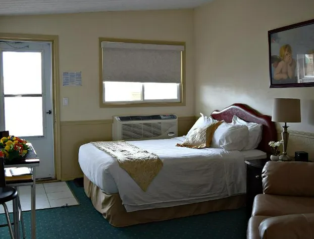 Centre Suites Inns Motel hotel detail image 3