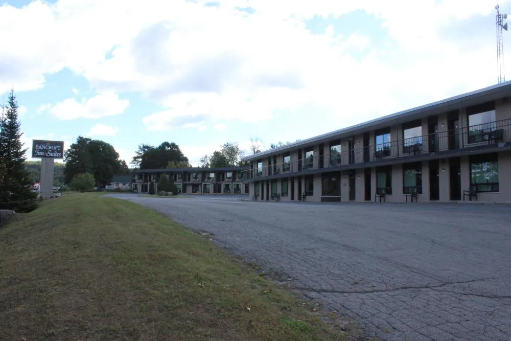 Bancroft Inn & Suites hotel hero