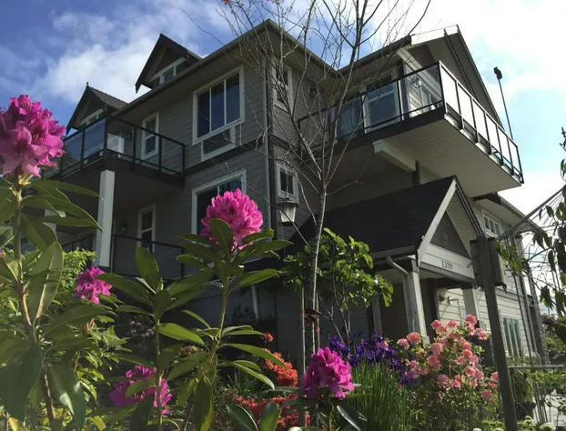 Brookside Inn Boutique Hotel hotel detail image 2