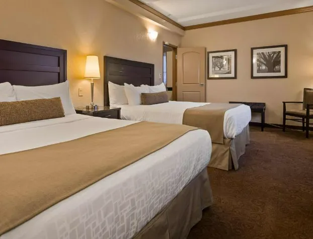 Best Western Plus Kamloops Hotel hotel detail image 4