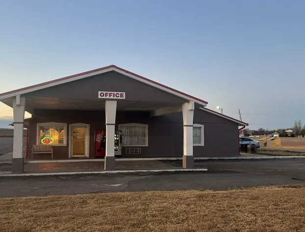 HiWay Inn Express Elk City Route 66 hotel detail image 1