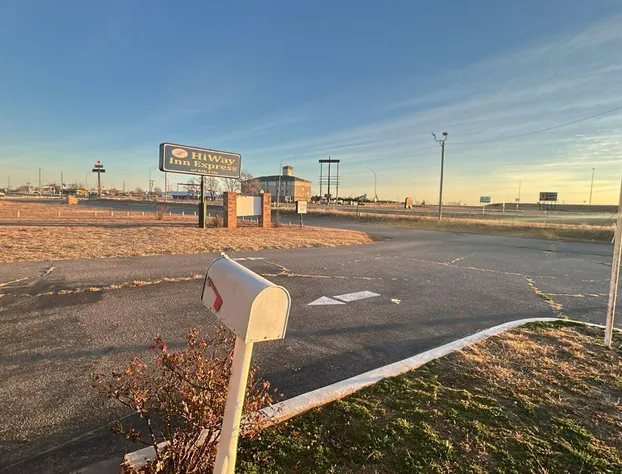 HiWay Inn Express Elk City Route 66 hotel detail image 4