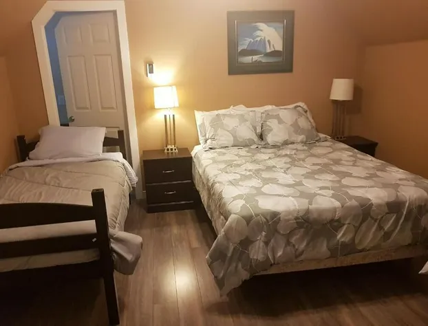 Pines Motel hotel detail image 4