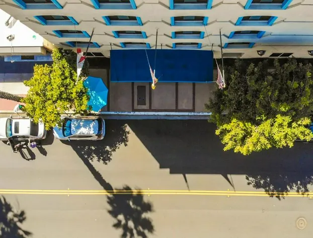Empress Hotel of La Jolla hotel detail image 4