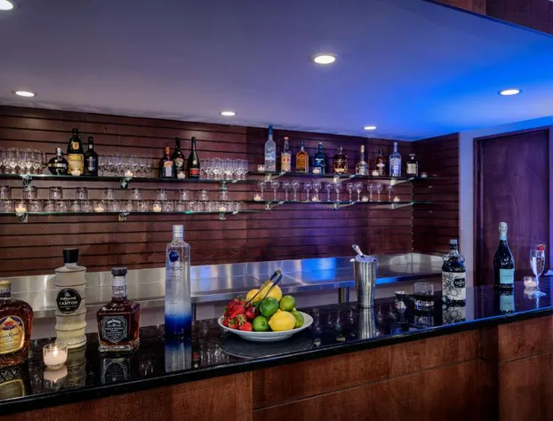 Doubletree by Hilton Philadelphia Airport hotel detail image 2