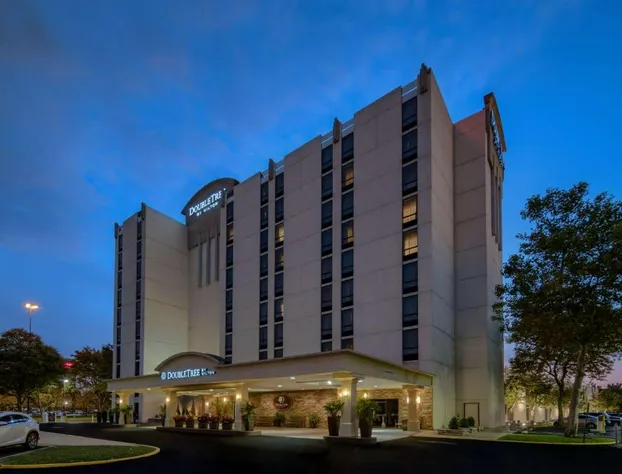Doubletree by Hilton Philadelphia Airport hotel detail image 1