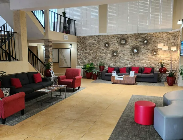 Ramada Plaza by Wyndham Nags Head Oceanfront hotel detail image 2