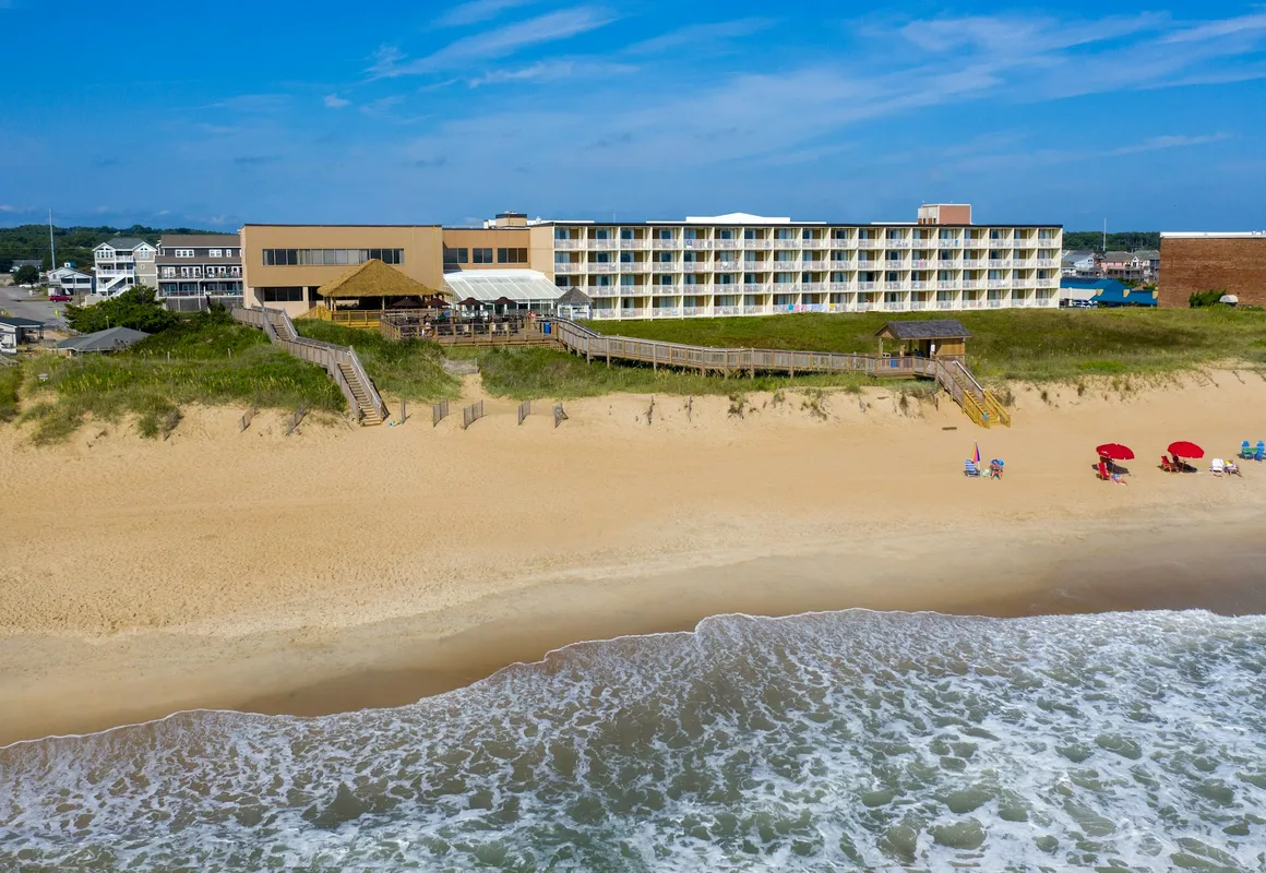Ramada Plaza by Wyndham Nags Head Oceanfront hotel hero
