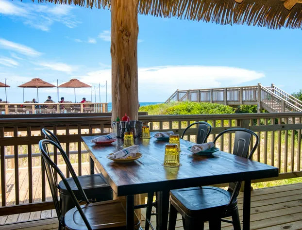 Ramada Plaza by Wyndham Nags Head Oceanfront hotel detail image 1