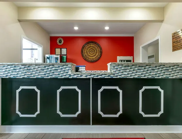 Econo Lodge Northport - Tuscaloosa hotel detail image 2