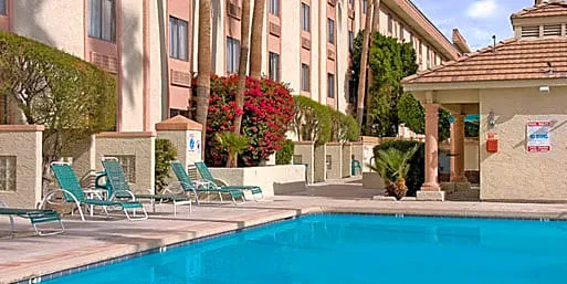 Holiday Inn North Phoenix hotel hero