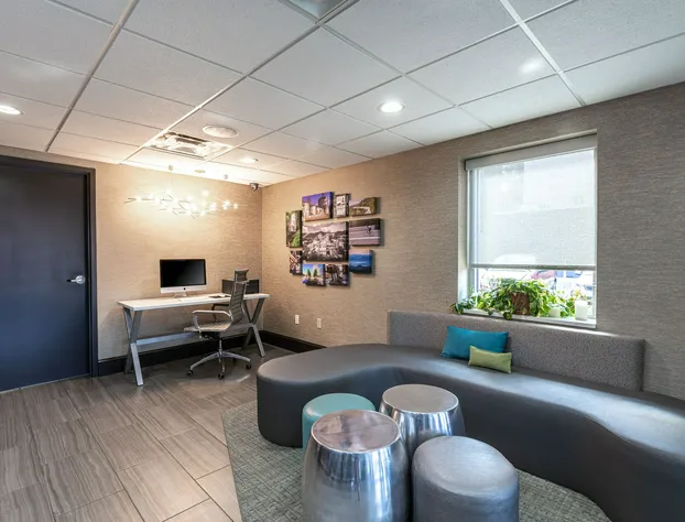 Quality Inn Asheville Downtown Tunnel Road hotel detail image 3