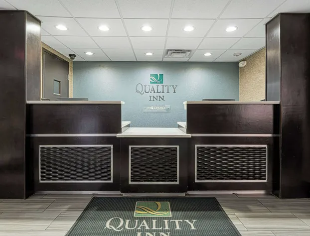 Quality Inn Asheville Downtown Tunnel Road hotel detail image 1