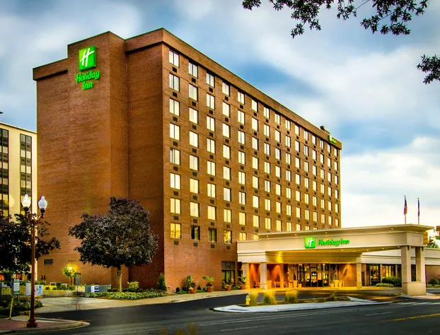 Holiday Inn Arlington at Ballston by IHG hotel detail image 1
