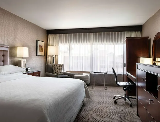 Wyndham Phoenix Airport/Tempe hotel detail image 2