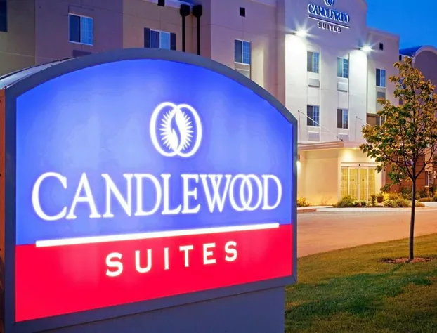 Candlewood Suites Lenexa - Overland Park Area by IHG hotel detail image 1