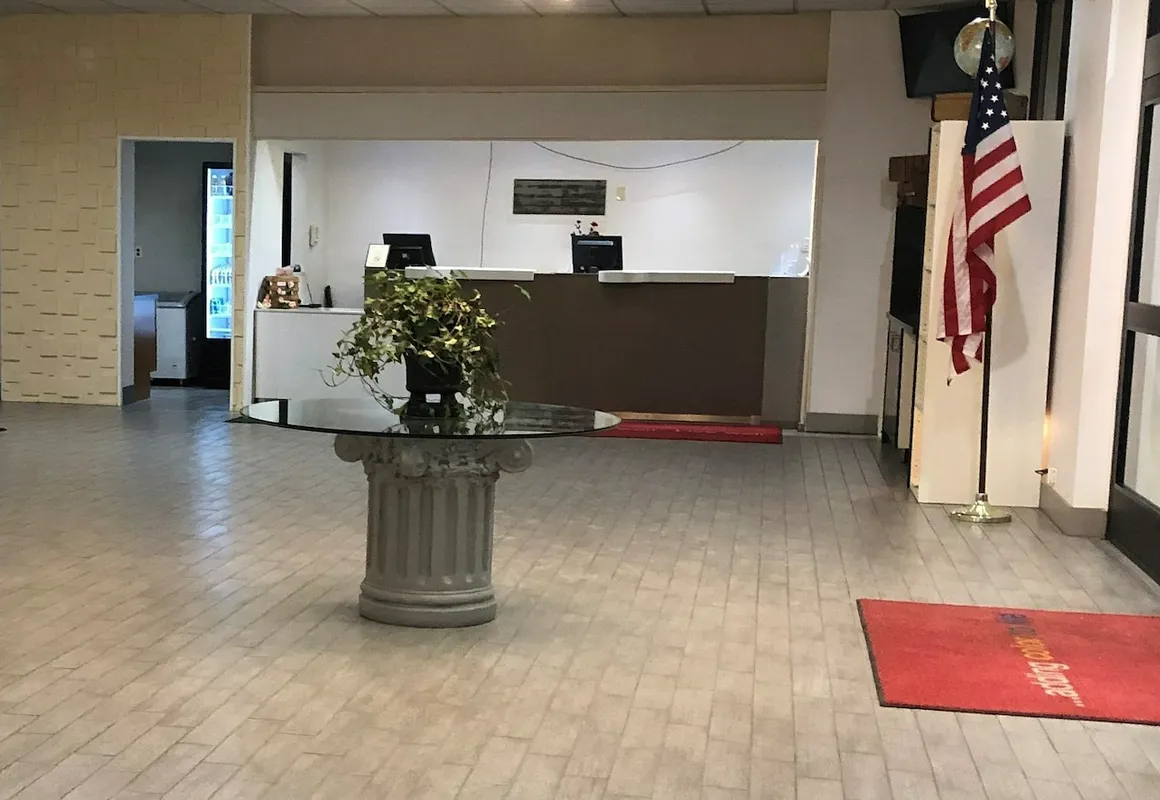 Ramada by Wyndham Clarion hotel hero