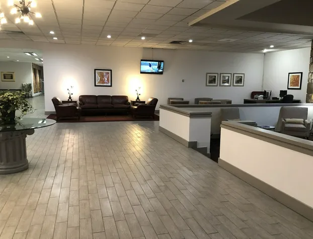 Ramada by Wyndham Clarion hotel detail image 1