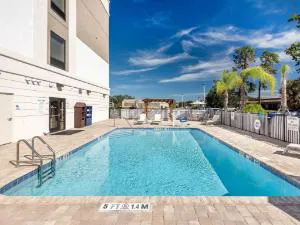 Holiday Inn Express & Suites Lakeland South by IHG hotel detail image 4