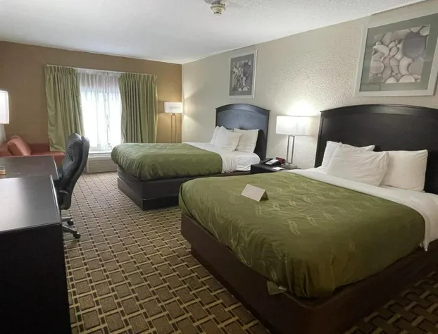 Quality Inn Vincennes hotel detail image 4