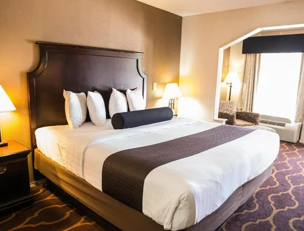 Mockingbird Inn & Suites hotel detail image 1