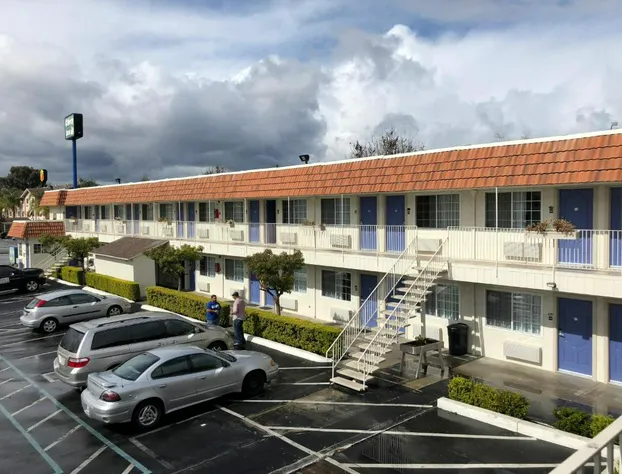 Gilroy Inn hotel detail image 4