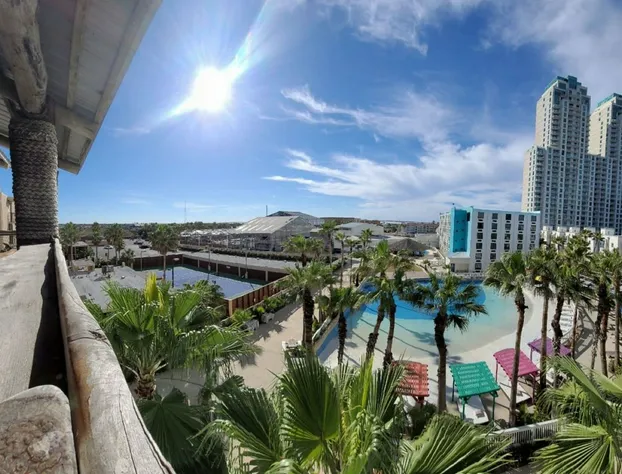 Holiday Inn Resort South Padre Island - Beach Front by IHG hotel detail image 2