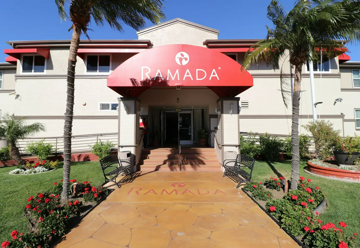 Ramada by Wyndham San Diego Airport hotel hero
