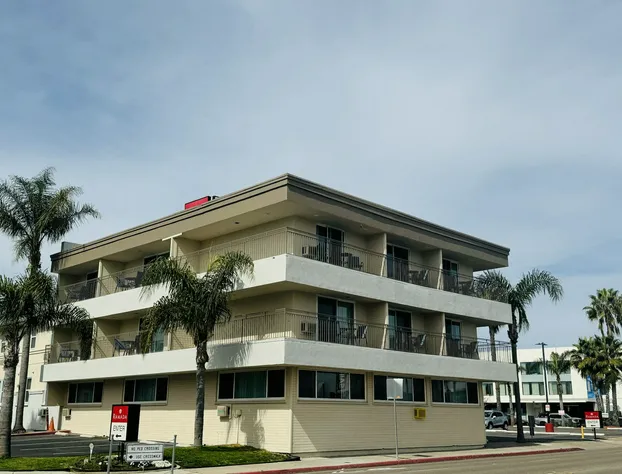 Ramada by Wyndham San Diego Airport hotel detail image 3