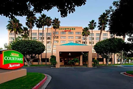 Courtyard by Marriott Cypress Anaheim/Orange County hotel hero