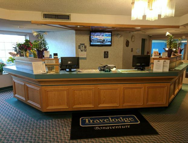 Travelodge by Wyndham Niagara Falls Bonaventure hotel detail image 1